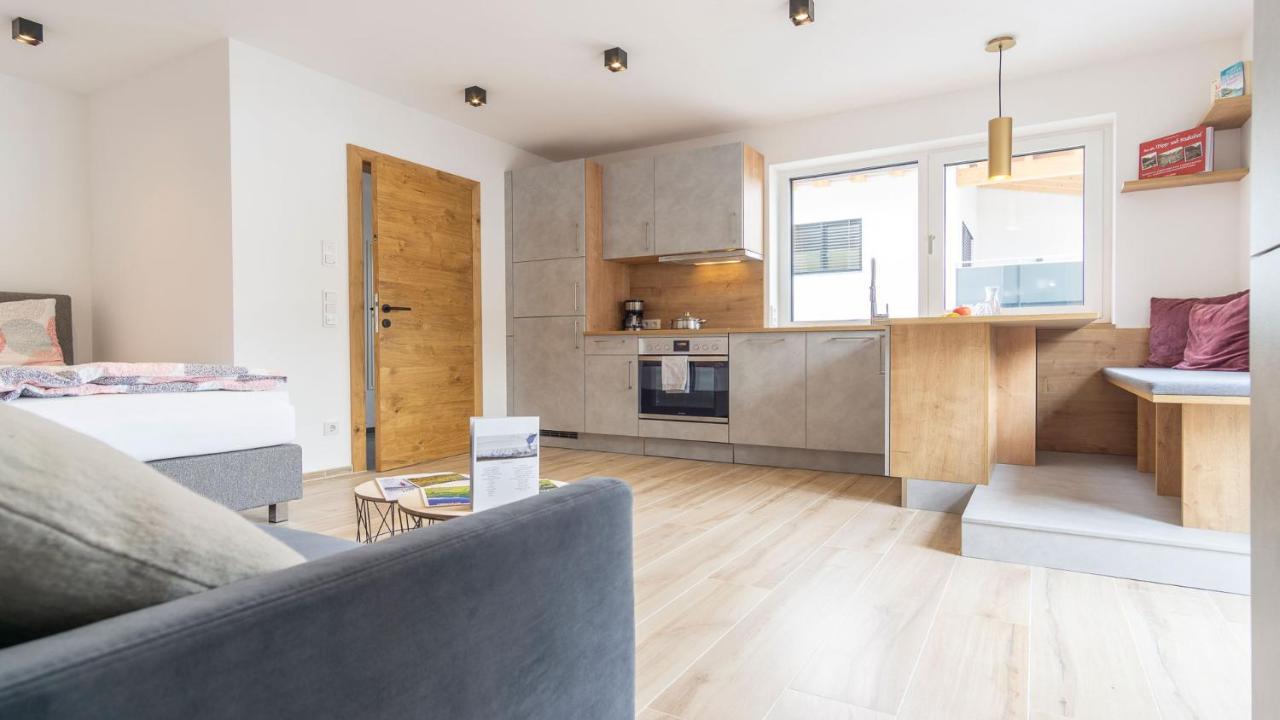 Stuwip Alps Appartements Adlerhorst Trins Buitenkant foto