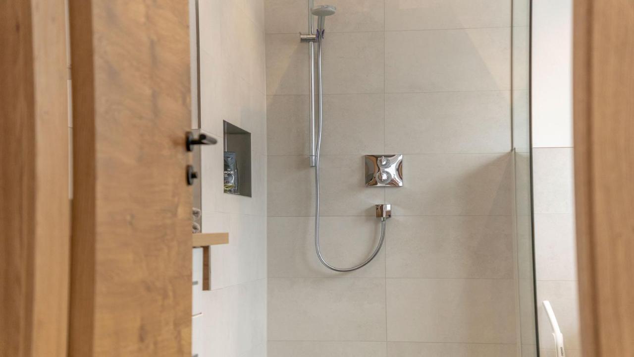 Stuwip Alps Appartements Adlerhorst Trins Buitenkant foto